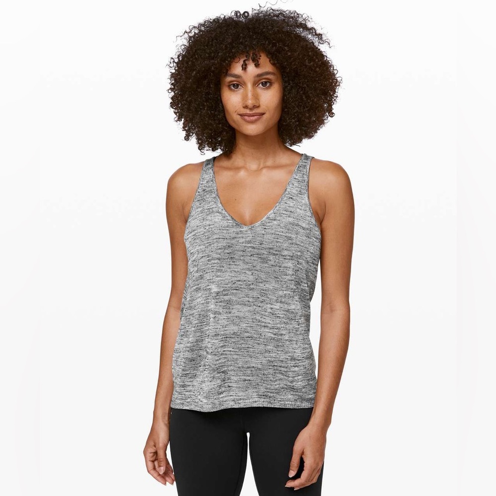 NWOT - Lululemon Mix and Mingle Tank